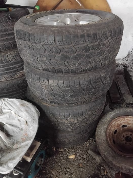 Продаю диски с резиной 2комплекте