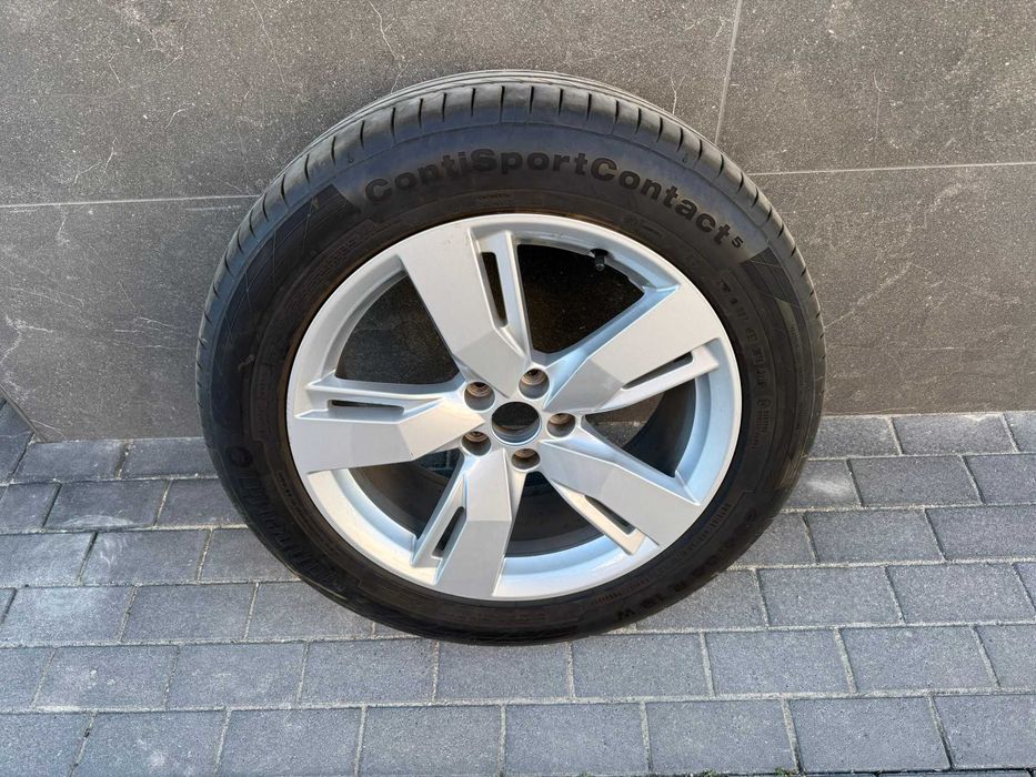 Продавам джанта за Audi Q5 SQ5 E 8.0Jx19H2 Et39 5x112 80A601025D