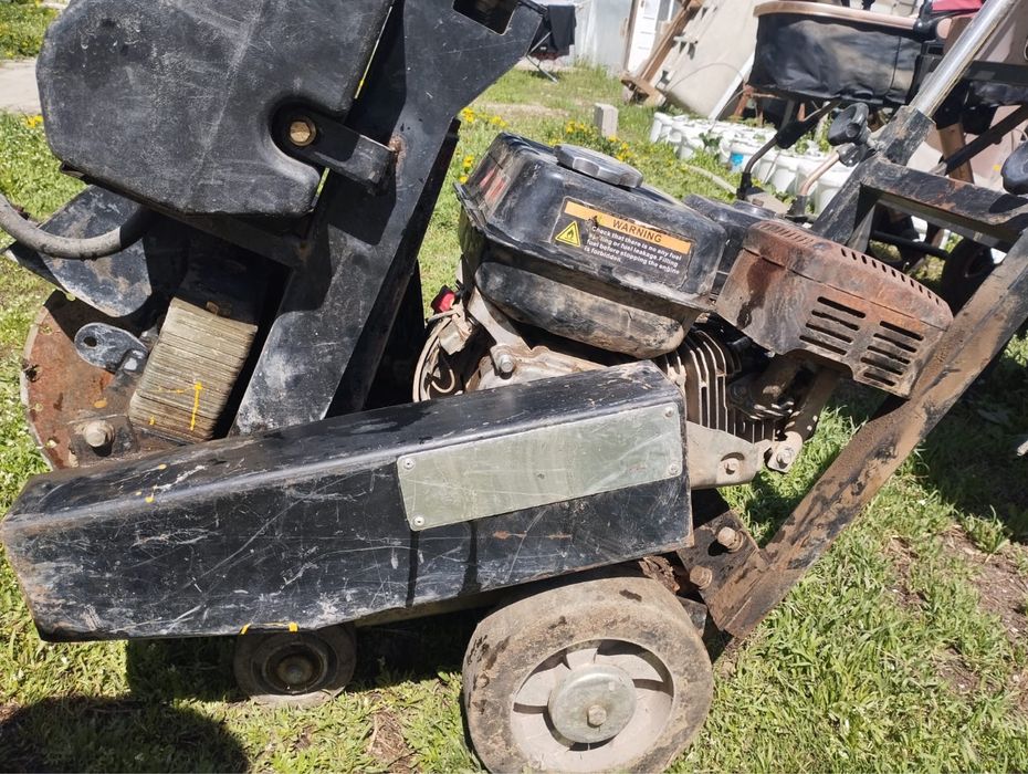 Продам Асфальторез