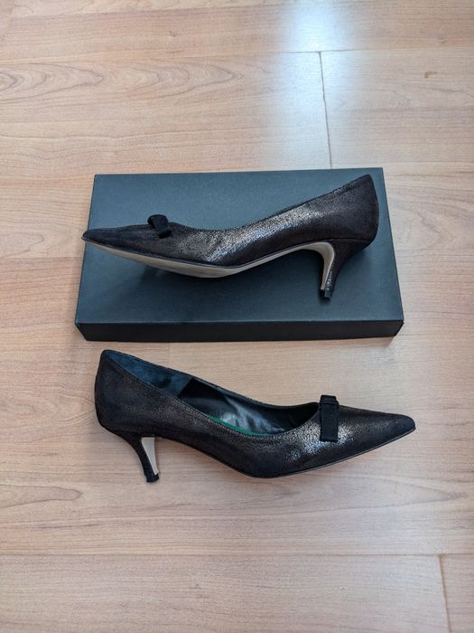 Продам женские туфли