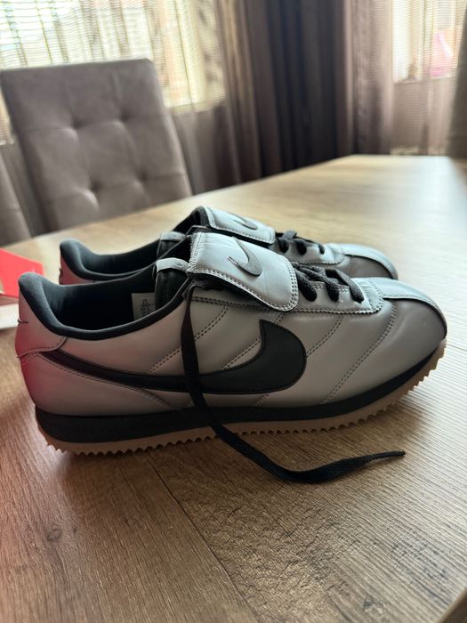 Nike Cortez SE 43 номер