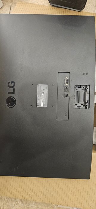 Монитор LG 27MP400-B, 27", IPS, Full HD