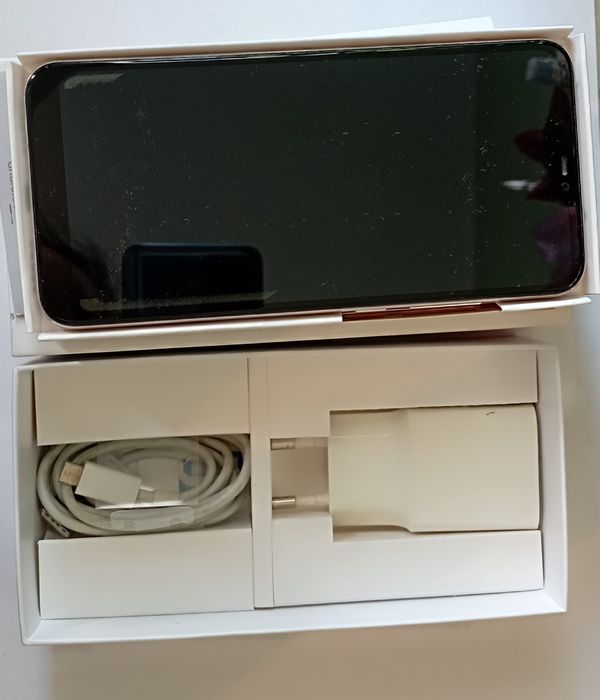 Mi A2 Lite продается