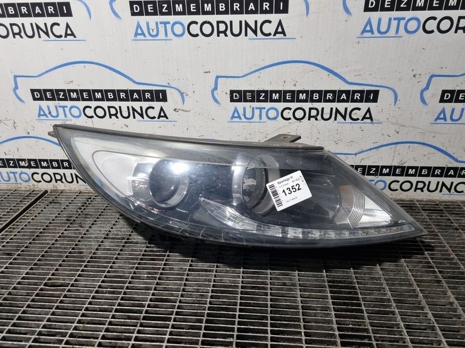 Far Dreapta Kia Sportage III 2010 - 2016 SUV 4 Usi (1352) Cu lupă