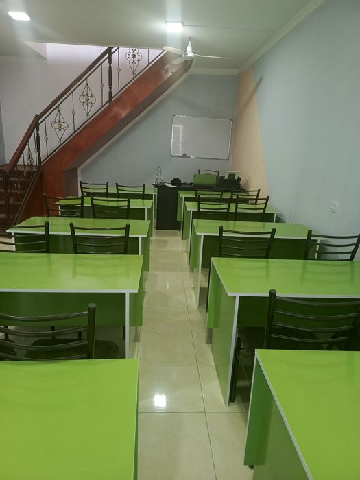 Parta va stullar sotiladi!