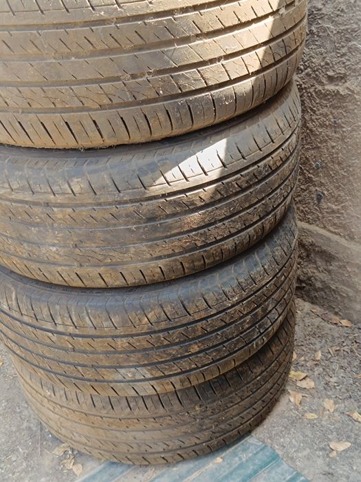 Продам шины 285/50 R20