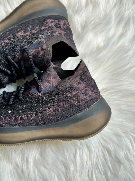 Yeezy Boost 380 Onyx - Черно Yeezy - Размер 42.5 - 100% ОРИГИНАЛНИ