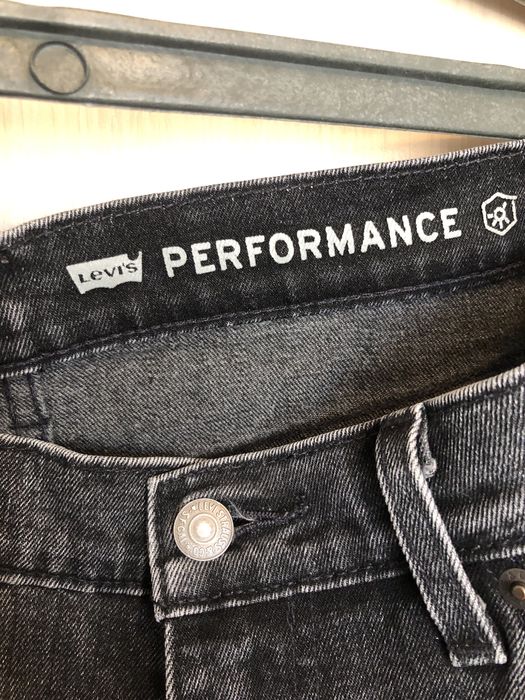 Мужские джинсы