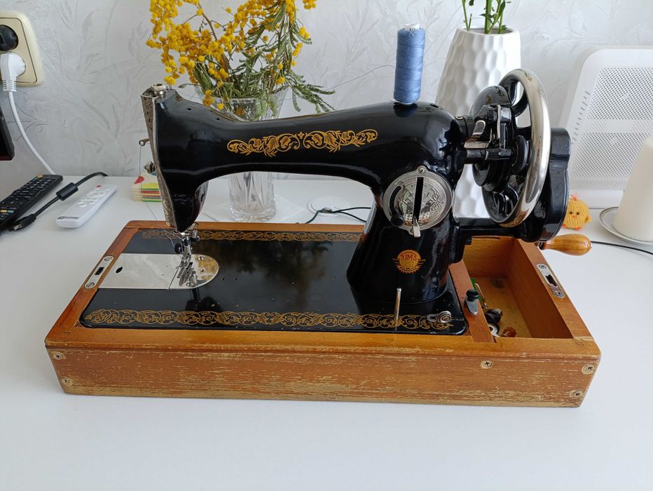 Швейная машина ручная