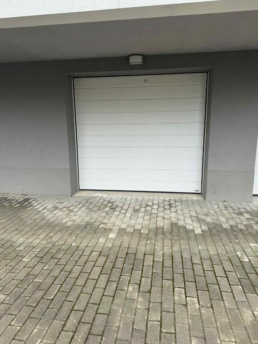 Гараж, под наем, ж.к Младост 1