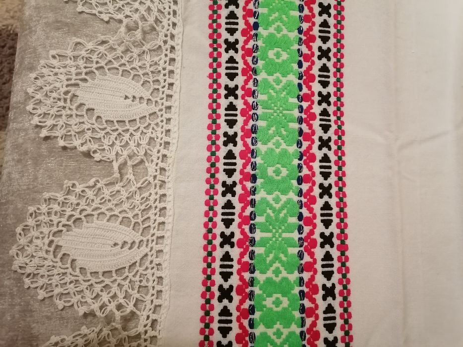 Vând prosoape decorative