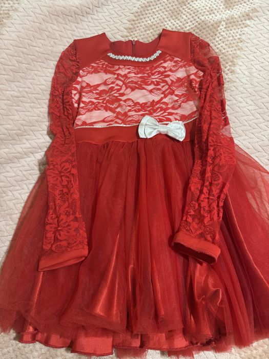 Коледна рокля за момиче - 128 - 134 - като нова