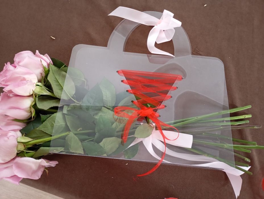 Упаковка для цветов