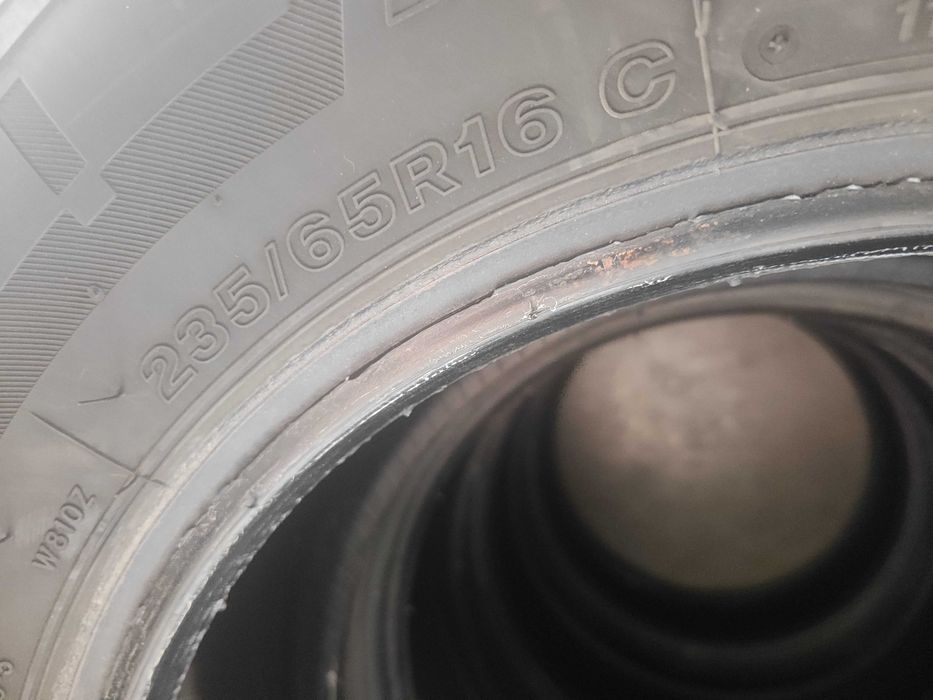 4бр.зимни гуми 235/65/16C Bridgestone