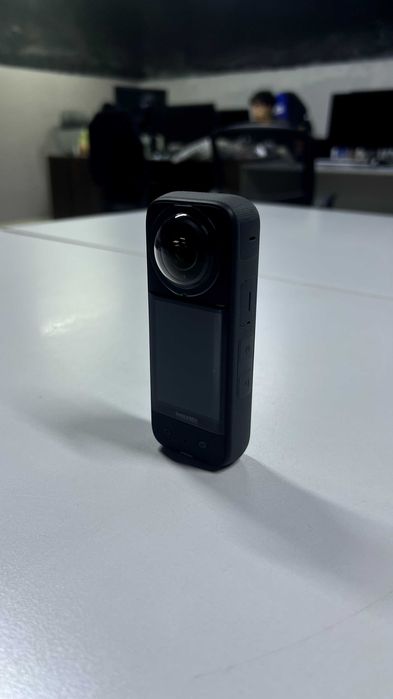 Экшн камера Insta360 X3