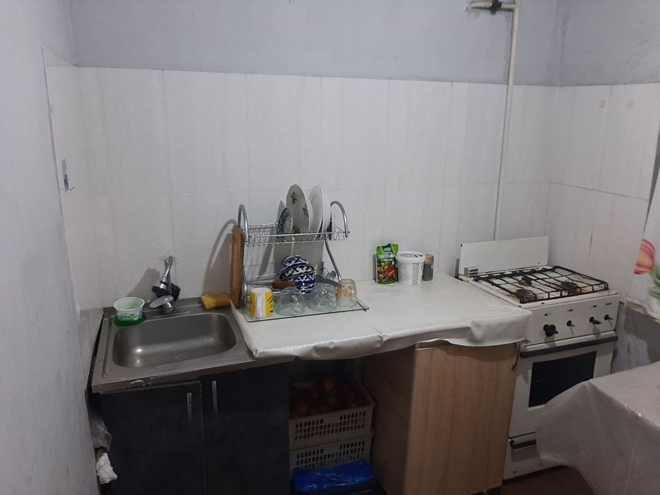 Срочно продаётся 1 комнатная квартира в городе Чирчике