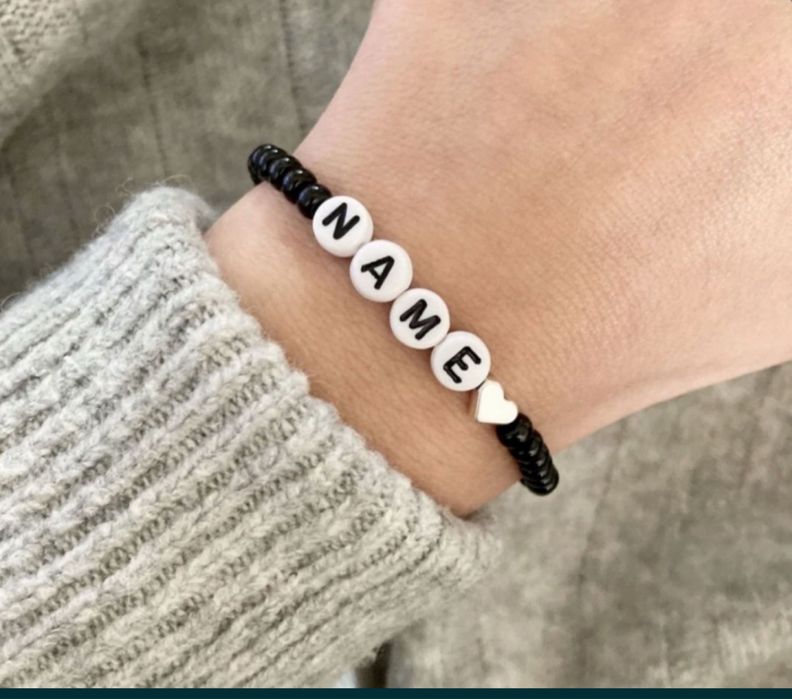 Bratara, bratari personalizate, bratari cu nume, margele