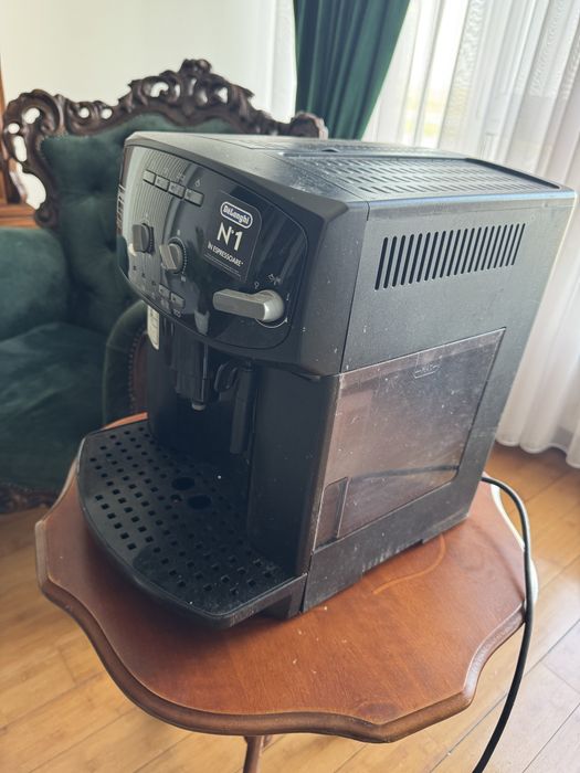 Espresor DeLonghi