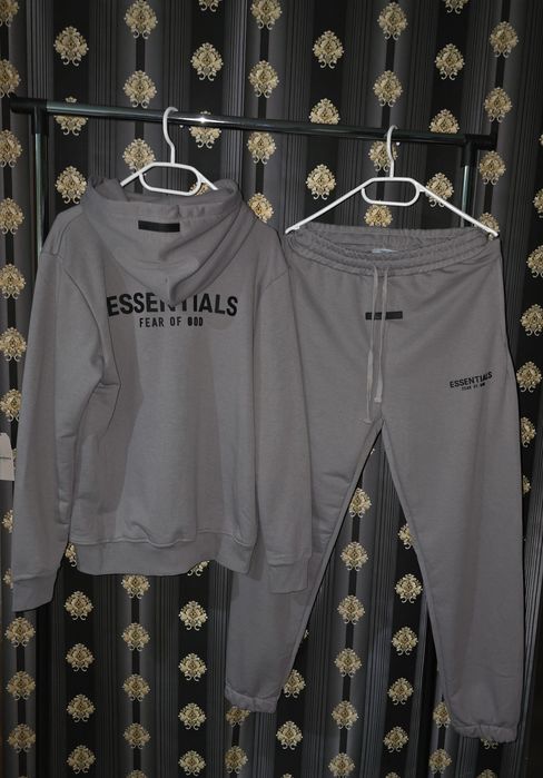 Compleu  / trening Essentials  / syna world / dsquared2