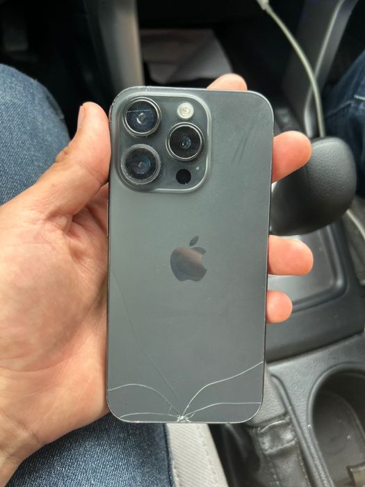 Iphone 15 pro серый цвет