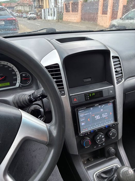 Chevrolet Captiva 2009 , 2.0 diesel ,