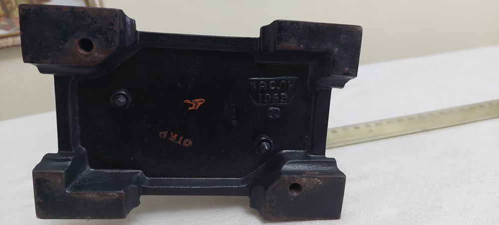 Продам часы настольные