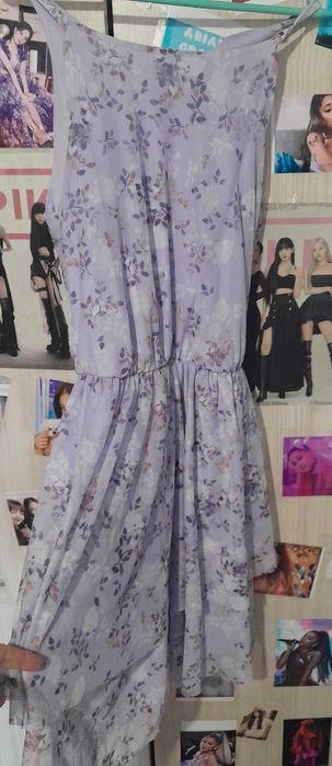 Рокля С размер лилава на цветя
