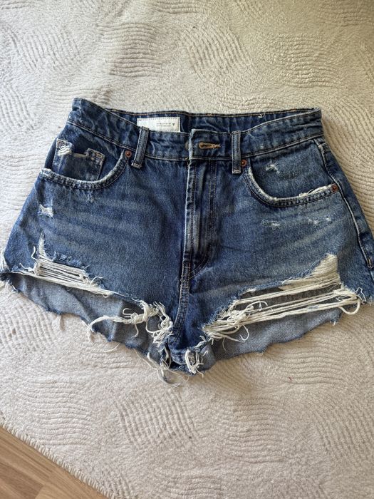 Къси панталони Zara