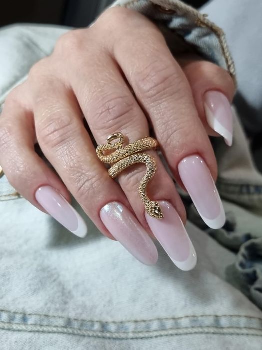 Unghii Galati :manichiura cu gel,semipermaneta si construcții