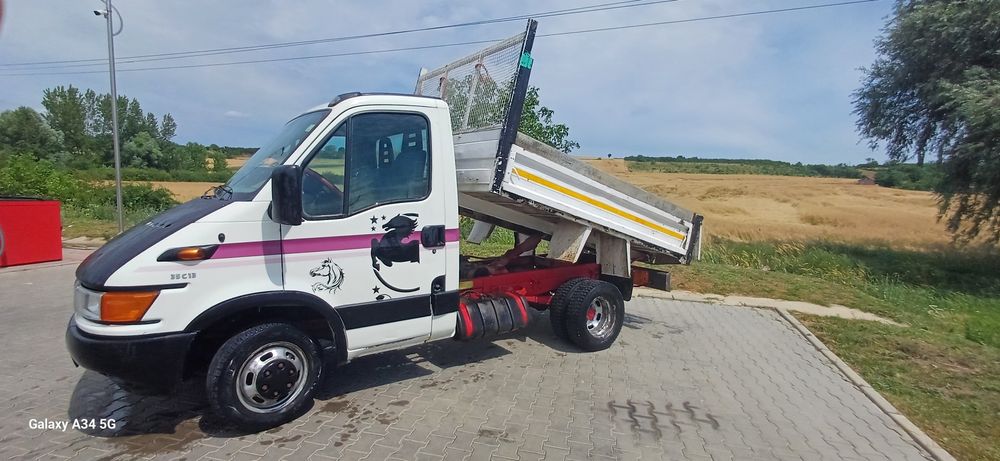 Vand iveco daily anul 2001 motor 2.8 130cai