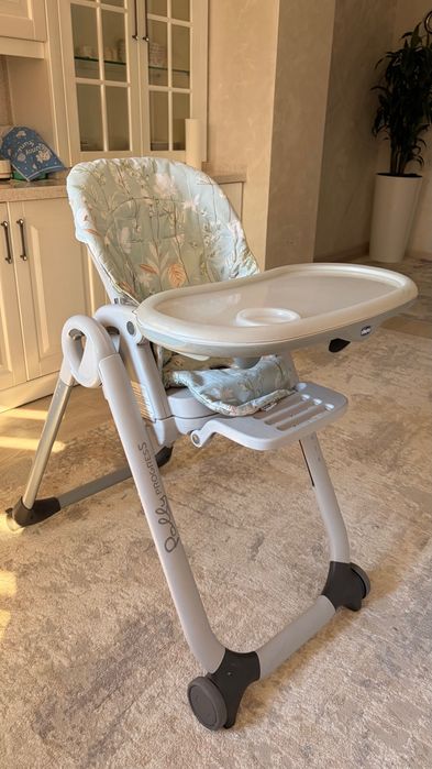 Детский стульчик Chicco and