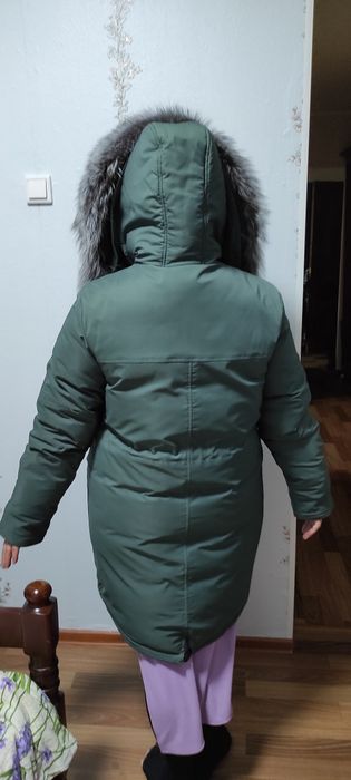 Продам новый пуховик.