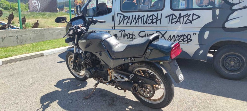 Suzuki GSX 550 ES на части