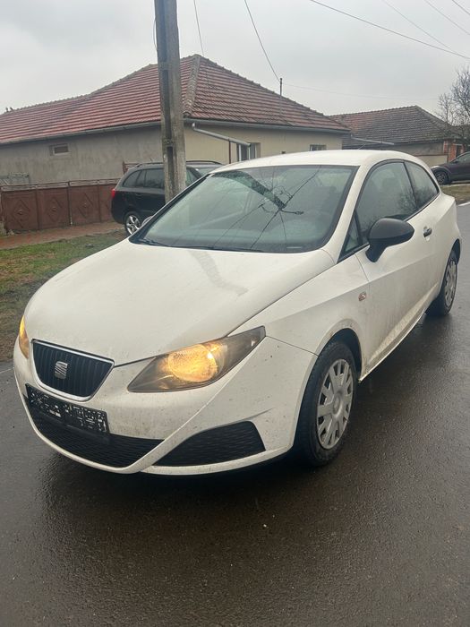 * Seat Ibiza 1.2 *