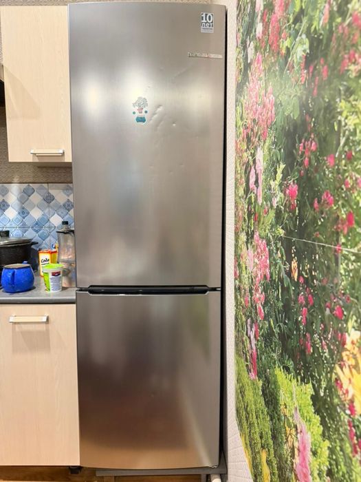 Продам холодильник