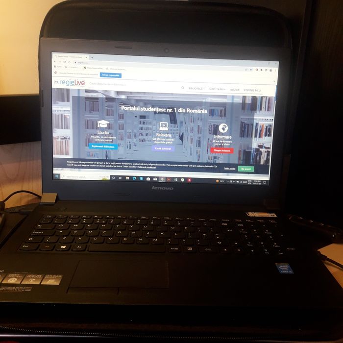 Laptop LENOVO B50-80,stare exceptionala