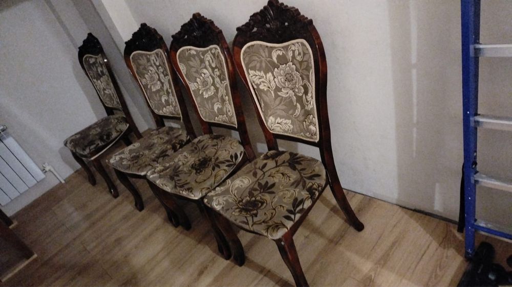 Продам стулья хорошие