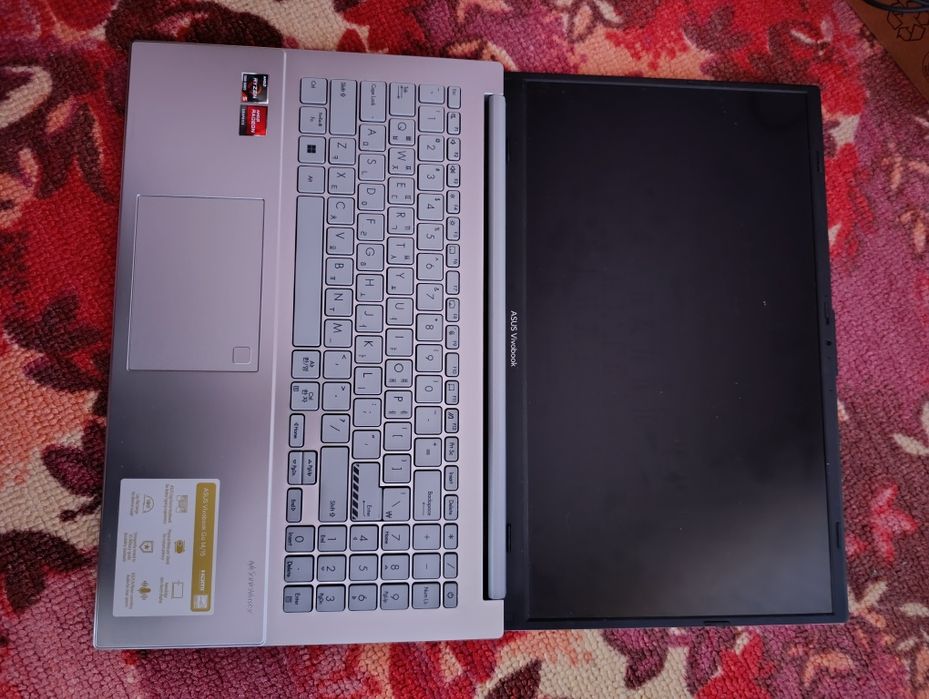 Asus vivobook 15