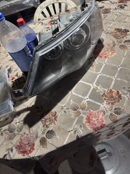 Фар на митсубиси оутландер 2