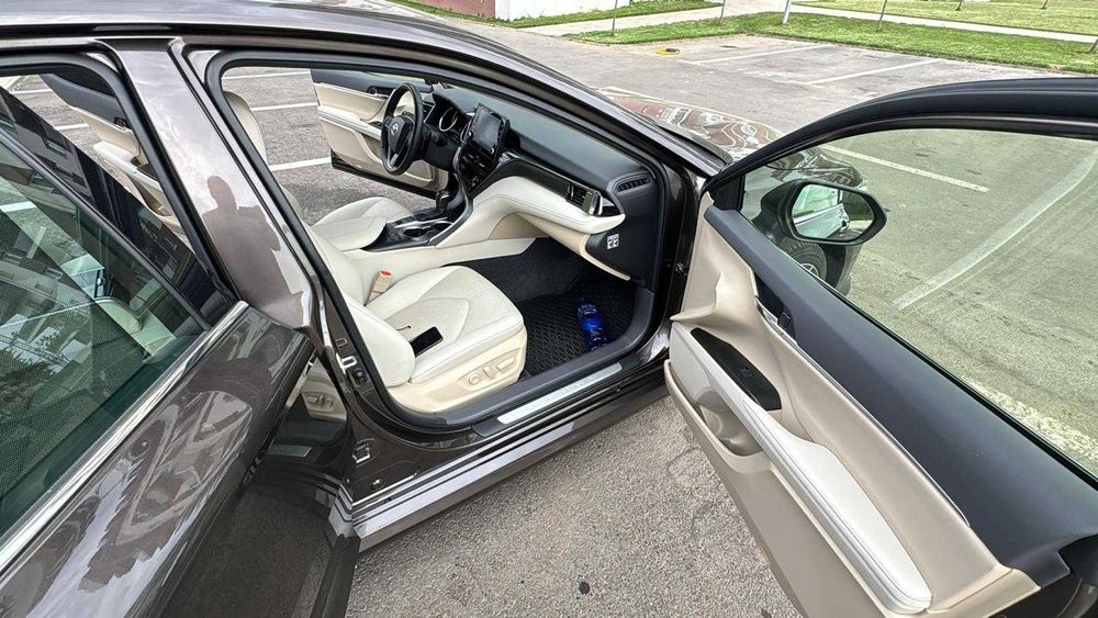 Vanzari Auto Toyota Camry