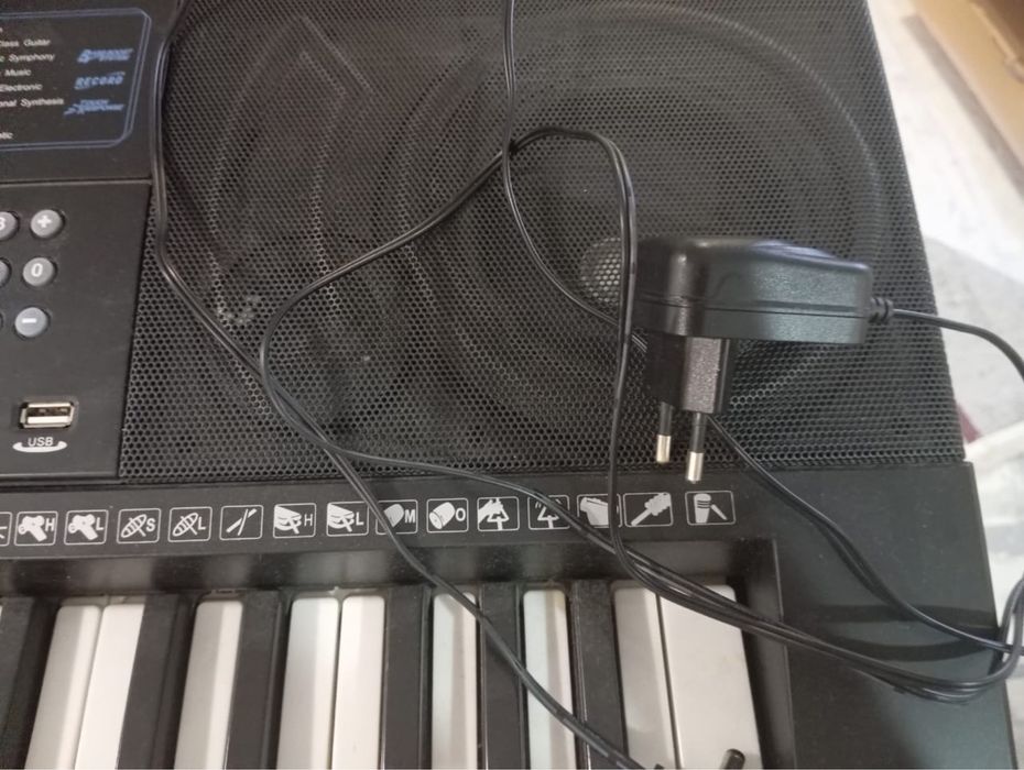 Синтезатор новый