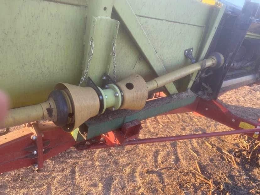 Приспособление за прибиране на слънчоглед