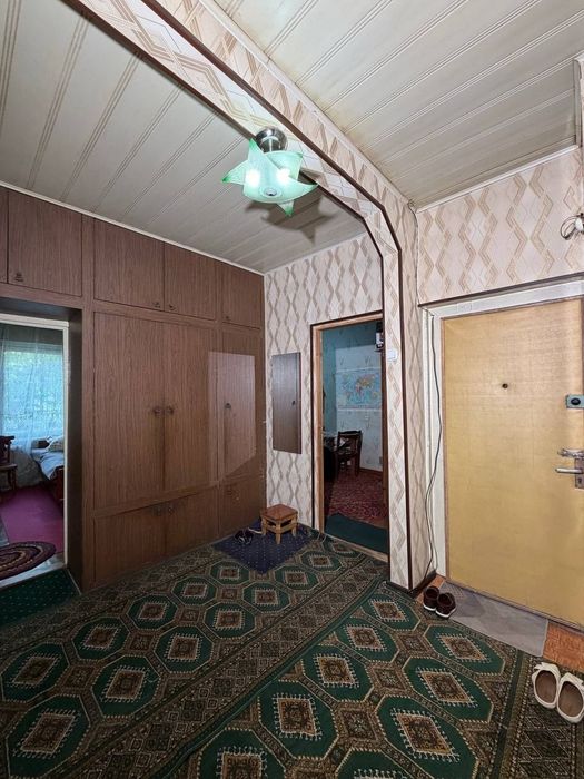 Продаётся квартира Юнусабад 15кв 4/1/5