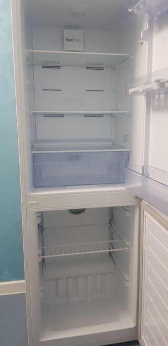 Холодильник Beko RCNK296E21W