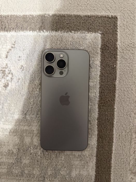 Продам iPhone 15 Pro Max 256gb