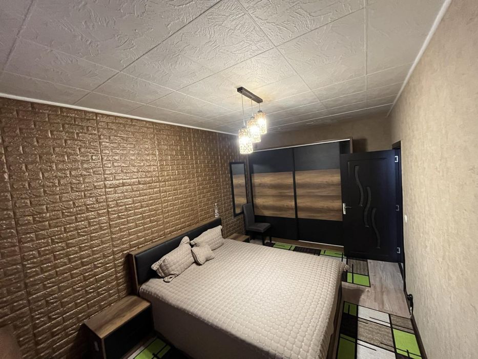 Дава се под наем Тристаен апартамент в Самоков - 100 кв.м за 459 € - Снимка #3