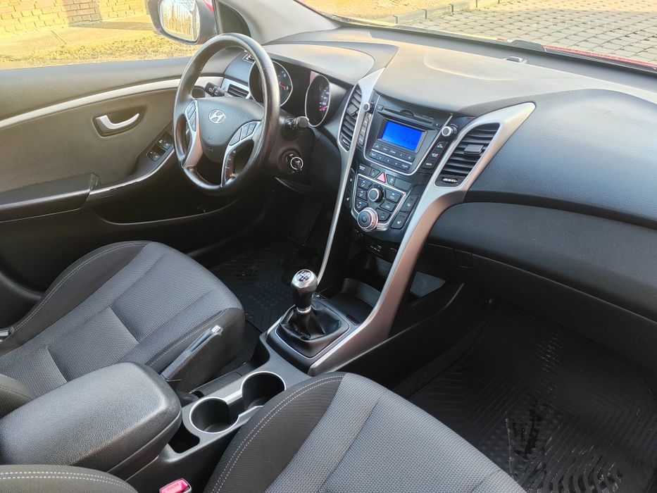 Hyundai I30 Fab. 2015 E Proprietar Volan si scaune încălzite 170000km