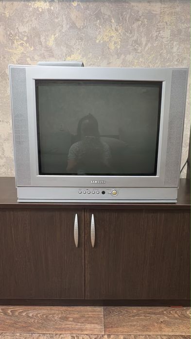 Телевизор Samsung Б/У