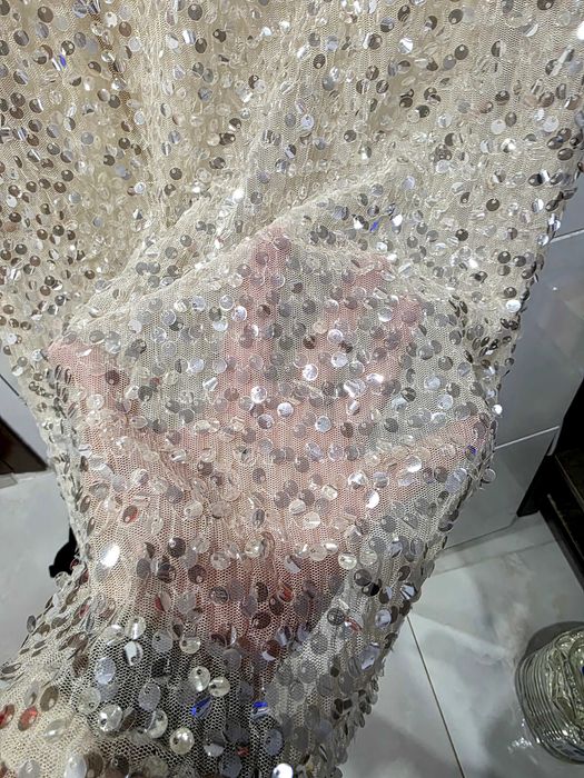 ZARA елегантна рокля с пайети