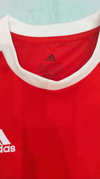 Тениска Адидас червена